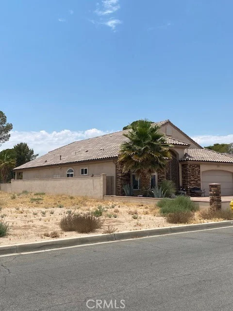 15035 Tournament Drive, Helendale, CA 92342