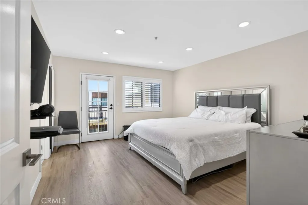 Additional image 75 of 10894 Olinda St Unit 123, Sun Valley, CA 91352