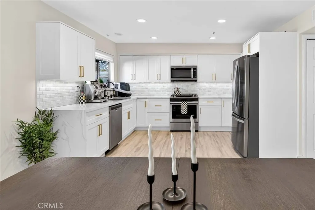 Additional image 54 of 10894 Olinda St Unit 123, Sun Valley, CA 91352