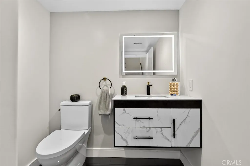 Additional image 70 of 10894 Olinda St Unit 123, Sun Valley, CA 91352