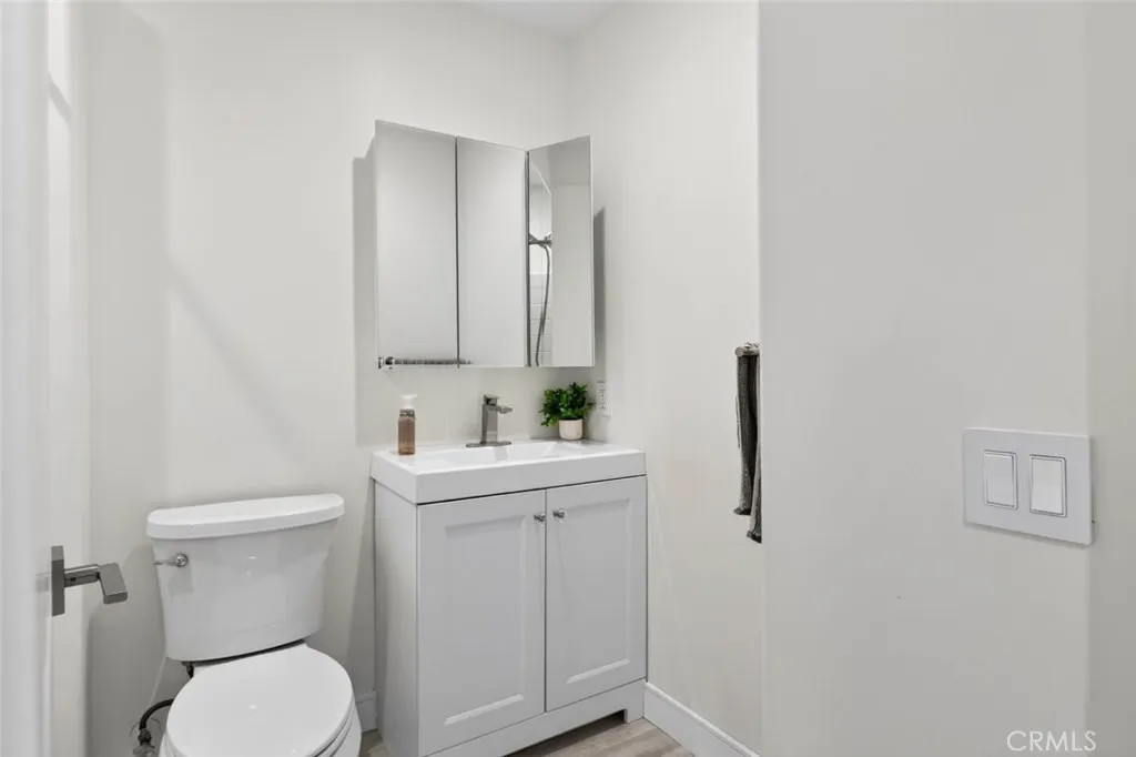 Additional image 83 of 10894 Olinda St Unit 123, Sun Valley, CA 91352