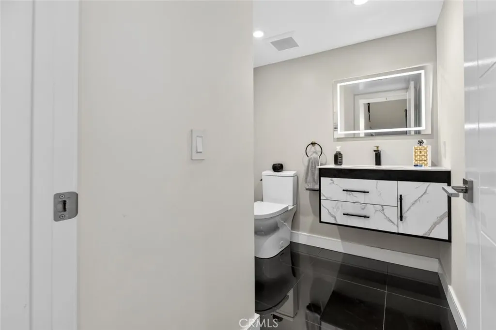 Additional image 71 of 10894 Olinda St Unit 123, Sun Valley, CA 91352
