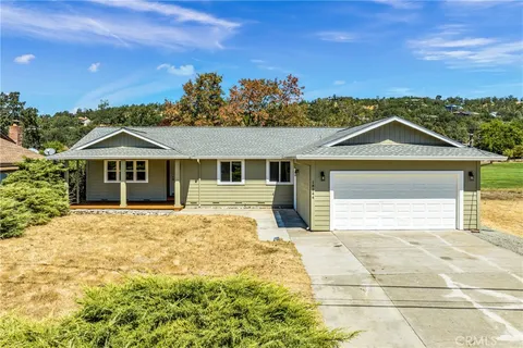 18844 Deer Hollow Road, Hidden Valley Lake, CA MLS: LC24178474