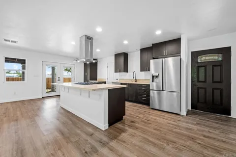 4585 Mount Henry Place, San Diego, CA MLS: PTP2503548