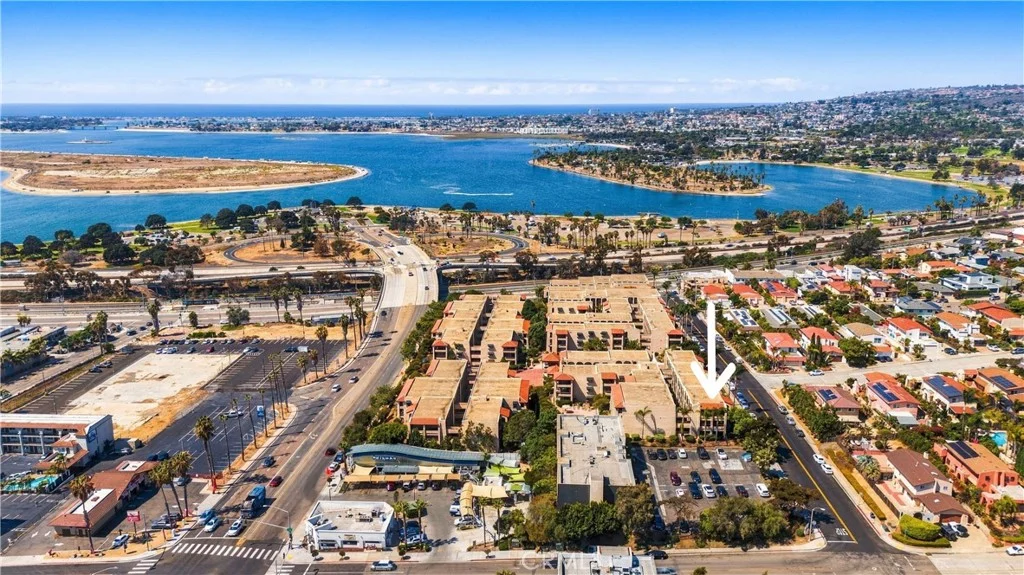 2530 Clairemont Drive Unit 301, San Diego, CA 92117