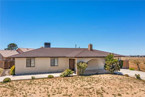 16226 Brookfield Drive, Victorville, CA 92394 - MLS#: PW24087323