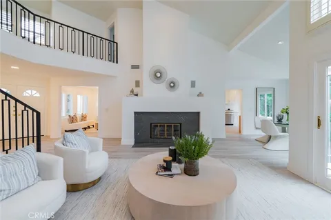 15 Alejo, Irvine, CA 92612 - MLS#: OC25016393