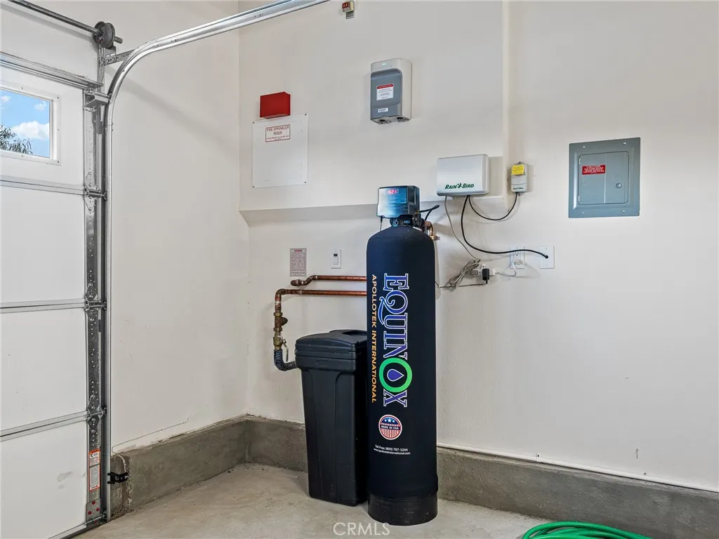 11254 Fisherman Ln, Victorville, CA 92392