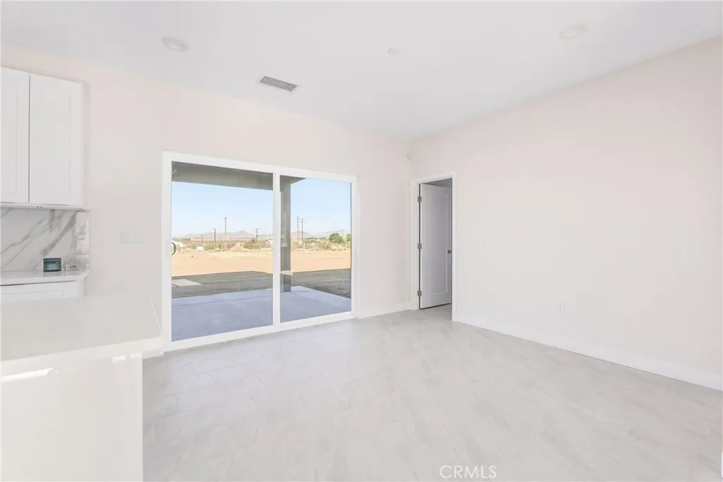 Additional image 66 of 15192 Barbara, Apple Valley, CA 92307