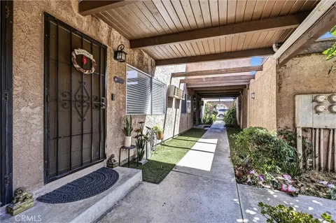 1837 Temple Avenue Unit C, Signal Hill, CA 90755 - MLS#: AR25078446
