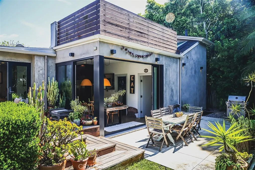 Additional image 36 of 363 La Perle Lane, Costa Mesa, CA 92627