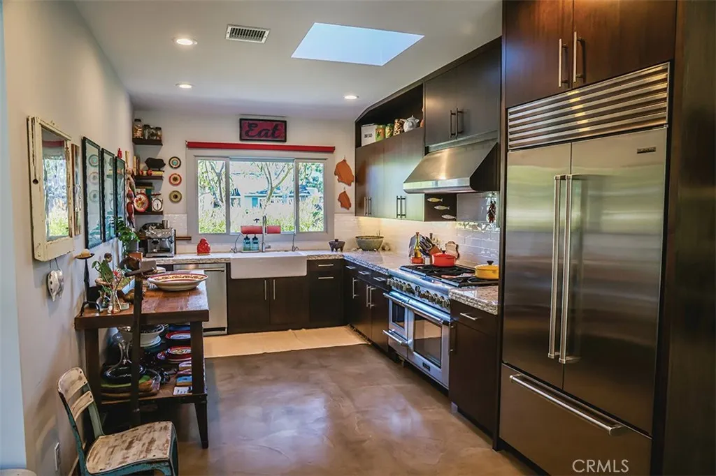 Additional image 56 of 363 La Perle Lane, Costa Mesa, CA 92627