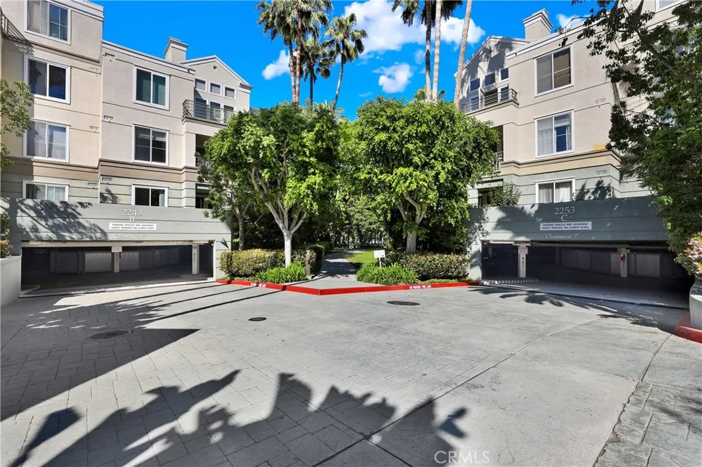 Additional image 3 of 2253 Martin #410, Irvine, CA 92612