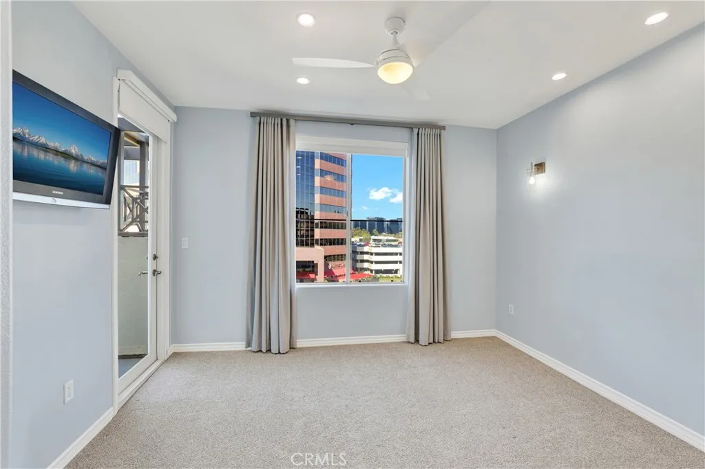 Additional image 59 of 2253 Martin #410, Irvine, CA 92612