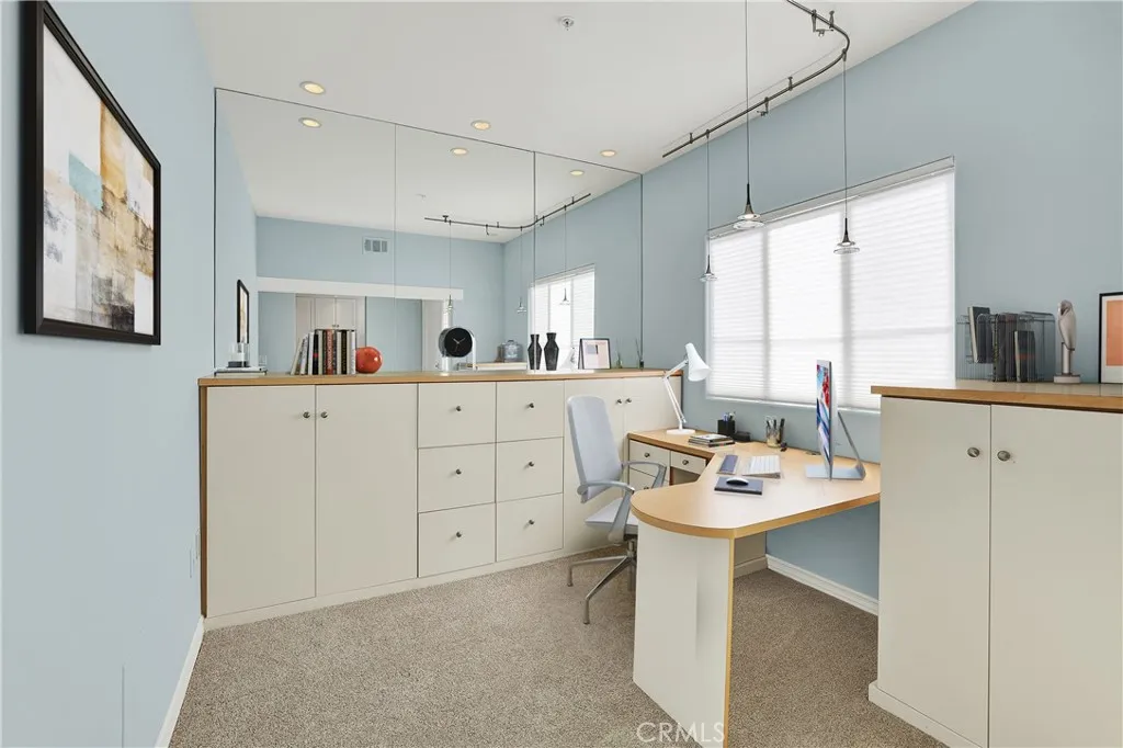 Additional image 10 of 2253 Martin #410, Irvine, CA 92612