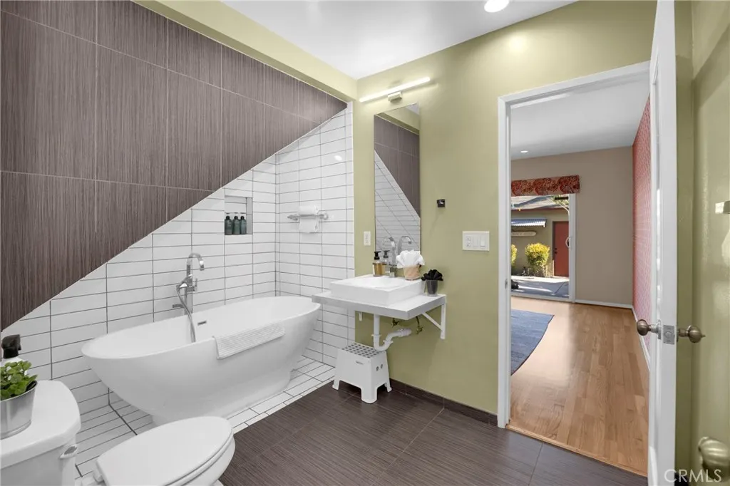 Additional image 67 of 134 Bennett Ave, Long Beach, CA 90803