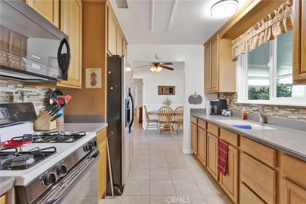 Additional image 89 of 15884 El Centro Road, Hesperia, CA 92345