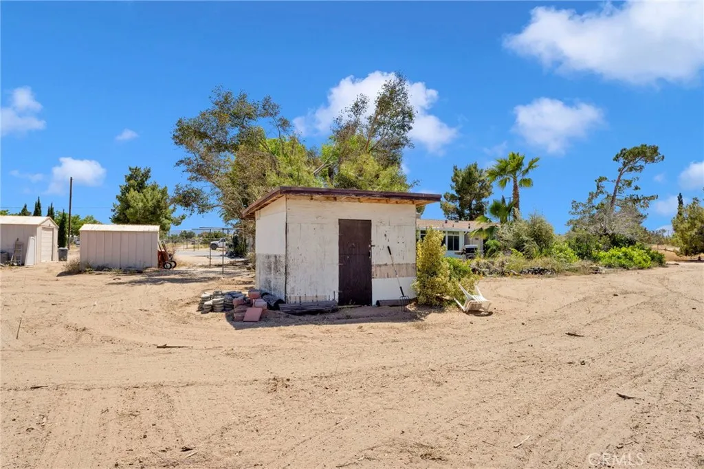 Additional image 43 of 15884 El Centro Road, Hesperia, CA 92345
