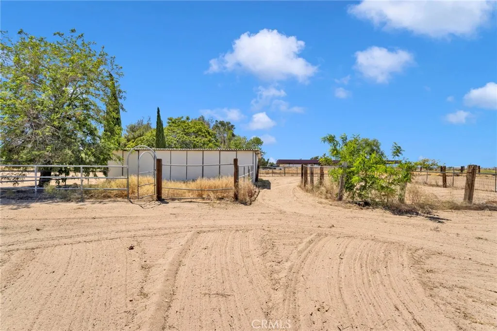 Additional image 105 of 15884 El Centro Road, Hesperia, CA 92345