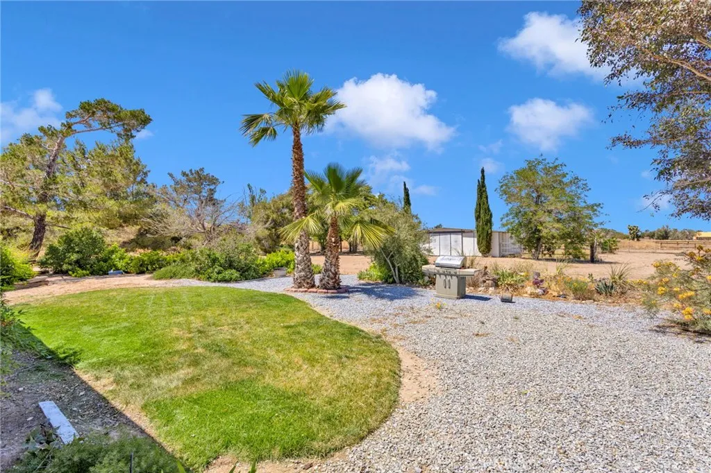 Additional image 101 of 15884 El Centro Road, Hesperia, CA 92345