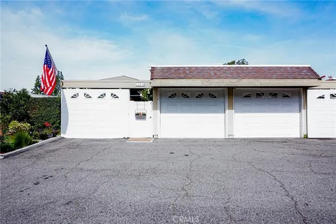 23215 Caminito Andreta Unit 35, Laguna Hills, CA MLS: IG25040066