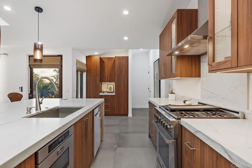 Additional image 56 of 803 Saxony Road, Encinitas, CA 92024