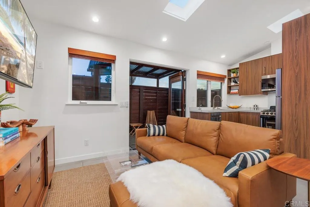 Additional image 75 of 803 Saxony Road, Encinitas, CA 92024