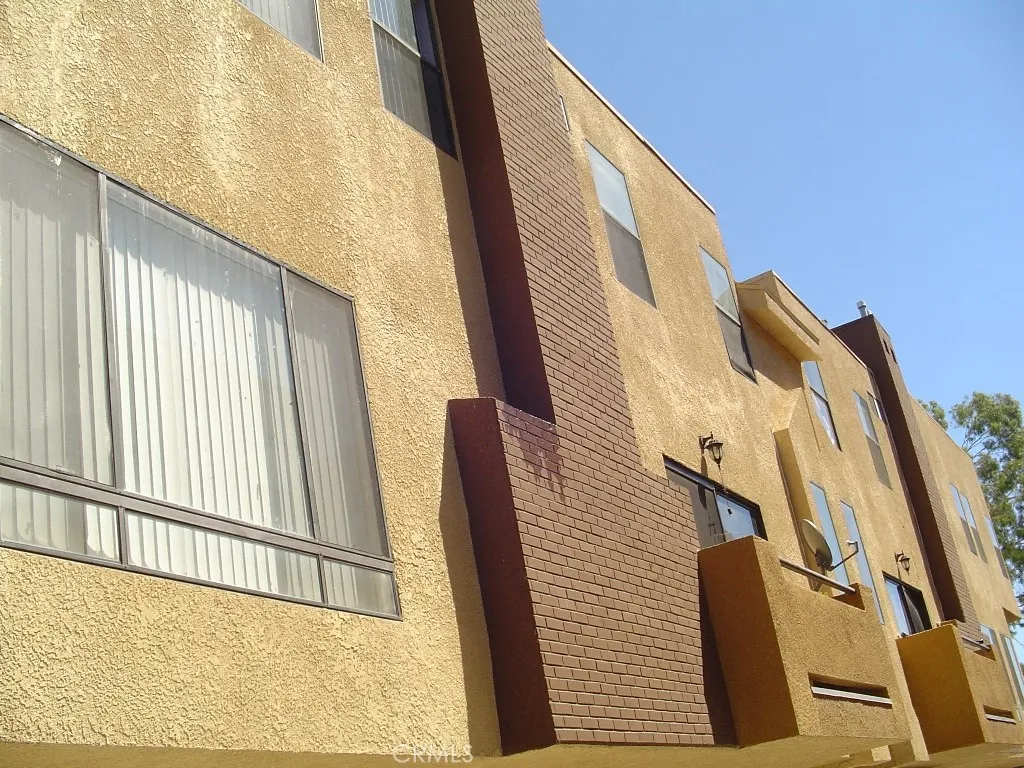 Additional image 11 of 8734 - 8736 Burnet Ave, North Hills, CA 91343