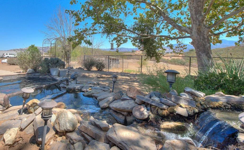 14937 Chemise Creek Road, Ramona, CA 92065