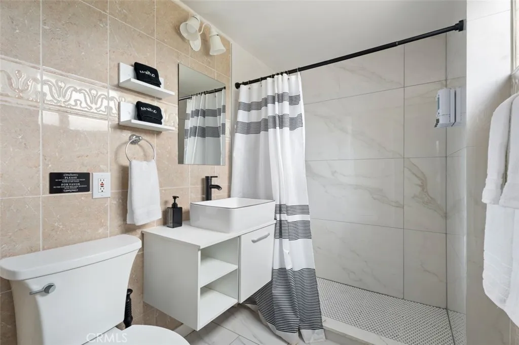 Additional image 8 of 710 Elmwood Dr, Escondido, CA 92025