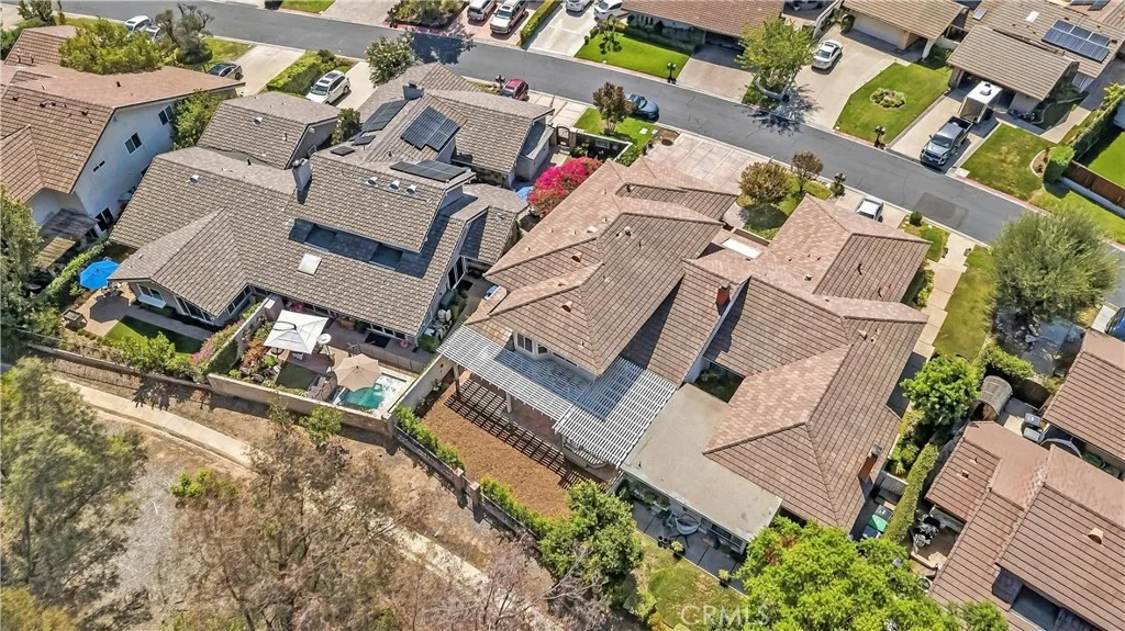 7625 E Twinleaf Trl, Orange, CA 92869 photo 5