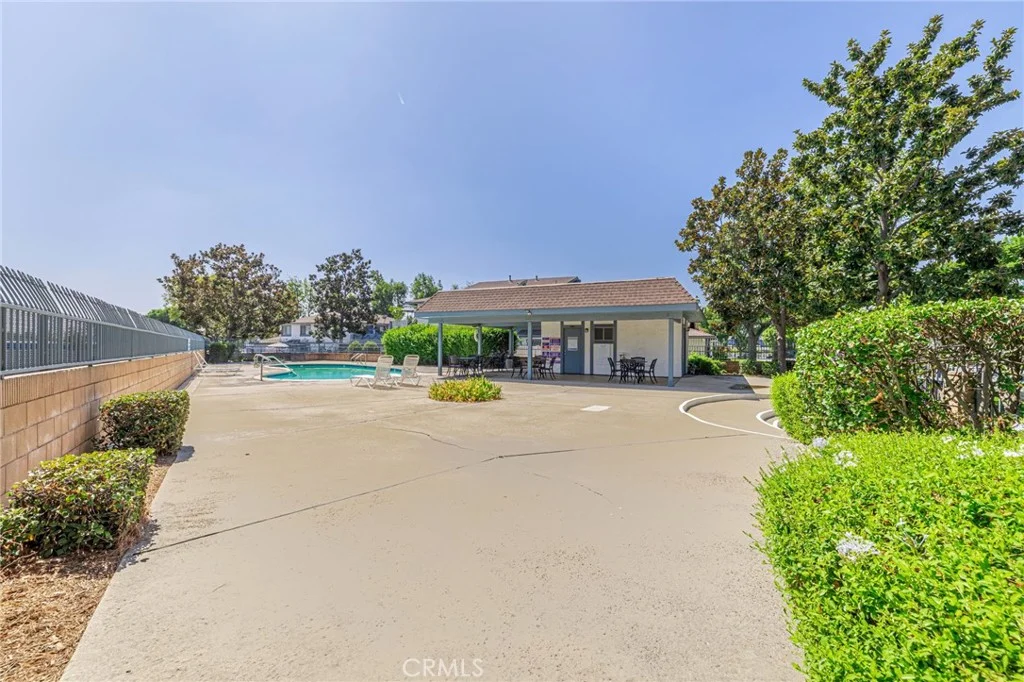 866 W 13th St Unit 2, Azusa, CA 91702