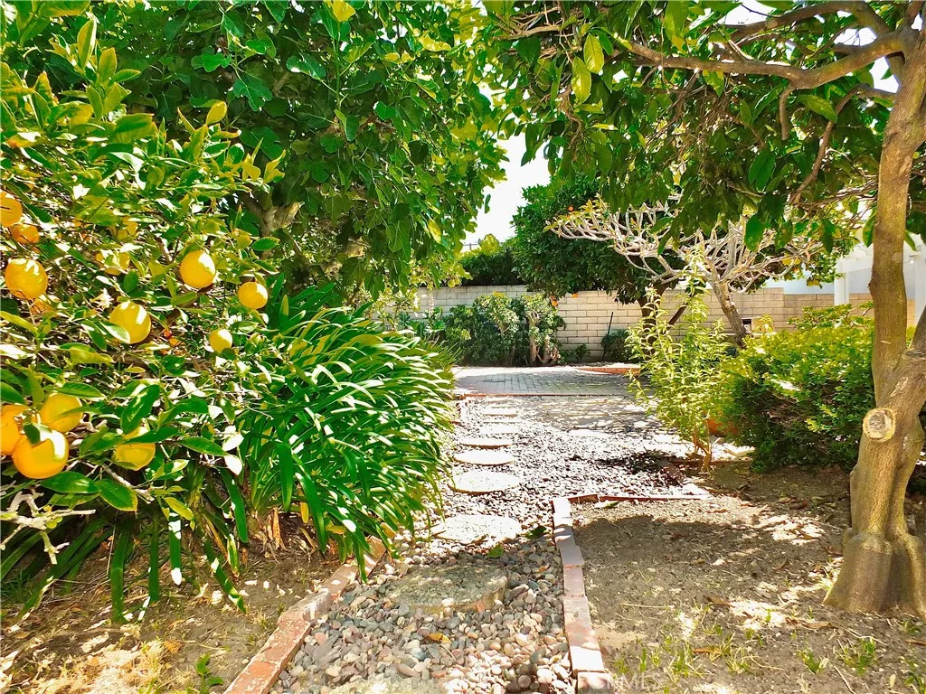 Additional image 36 of 6317 E Eliot St, Long Beach, CA 90803