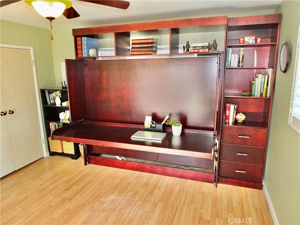 Additional image 48 of 6317 E Eliot St, Long Beach, CA 90803