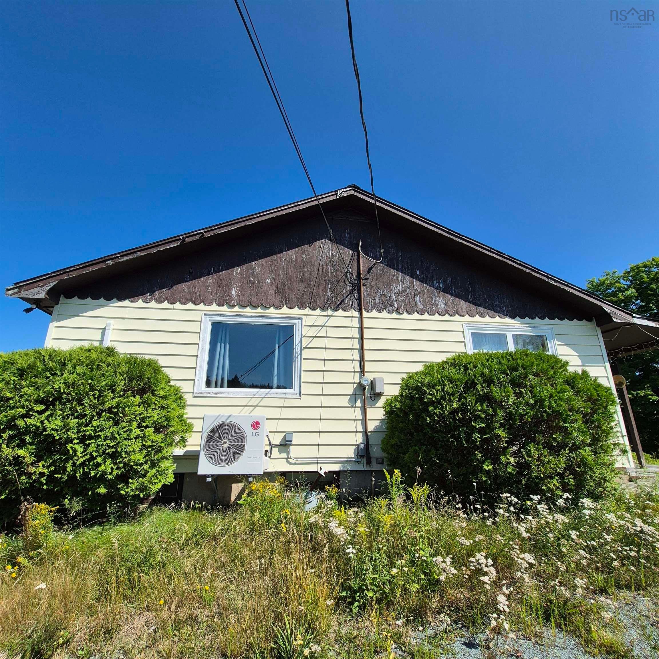 63 Frank Road - Photo 2