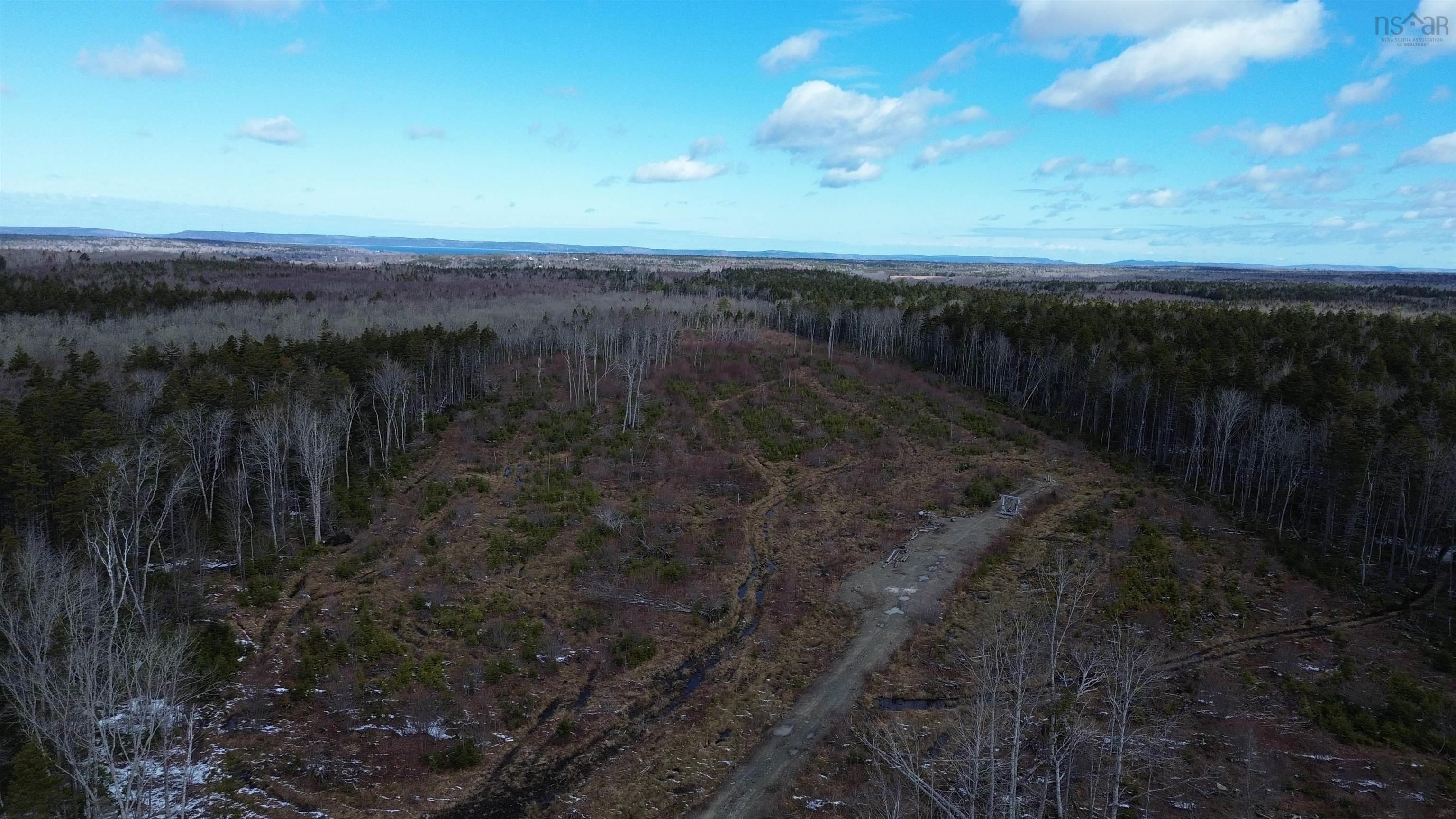 340 Highway - Photo 2