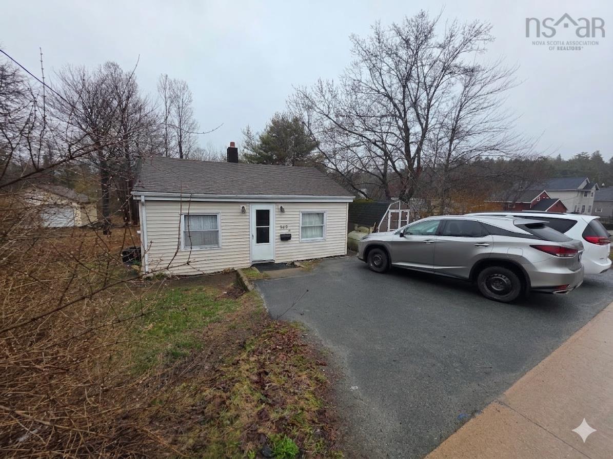 365 Hammonds Plains Road - Photo 2