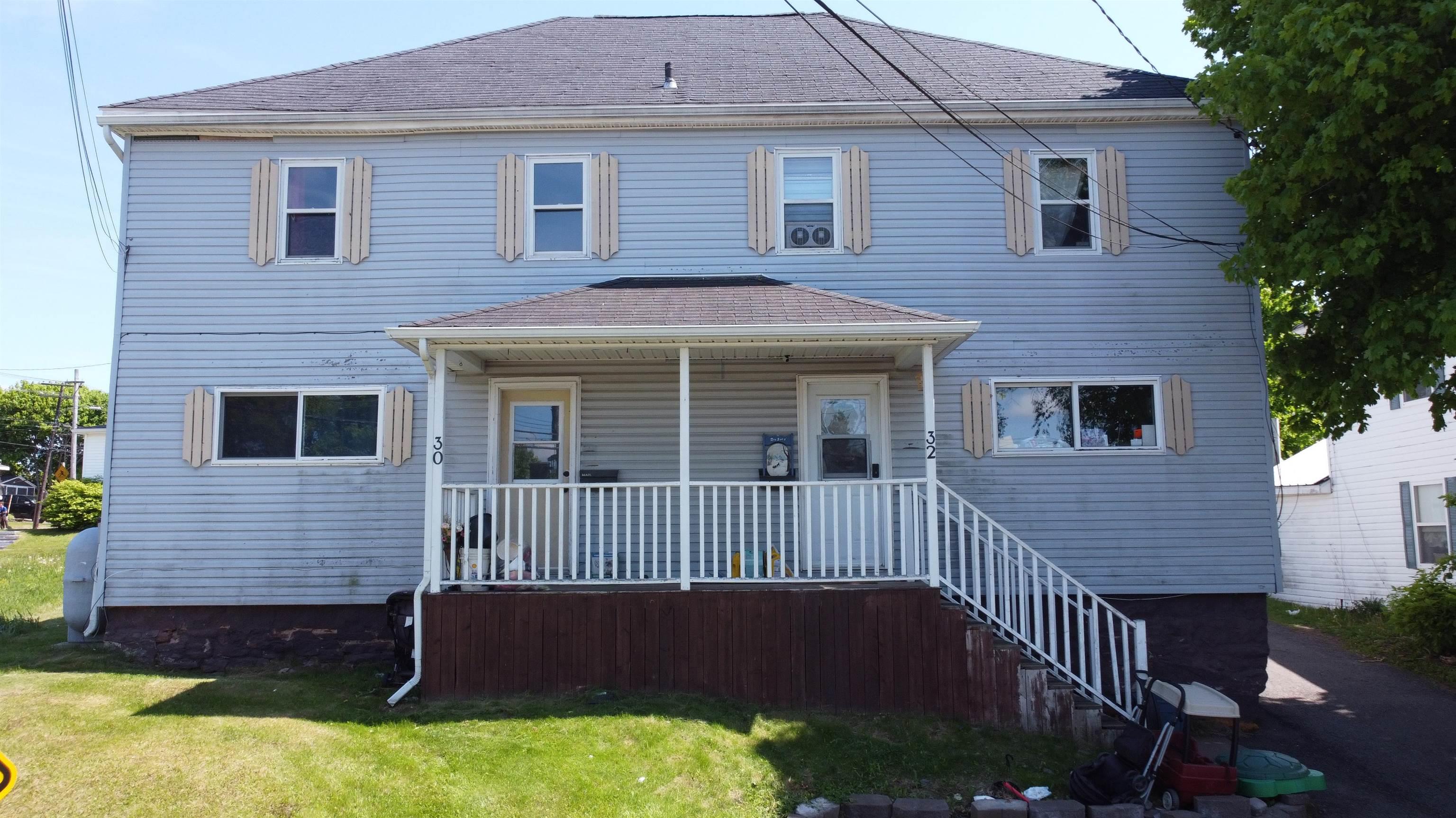 Photo 1 of 23 — 30-32 West Pleasant Street, Amherst, NS B4H 1E4