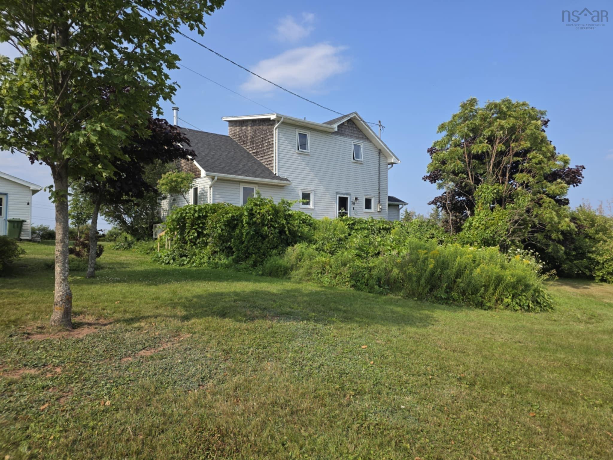 70 Skinners Cove East Road