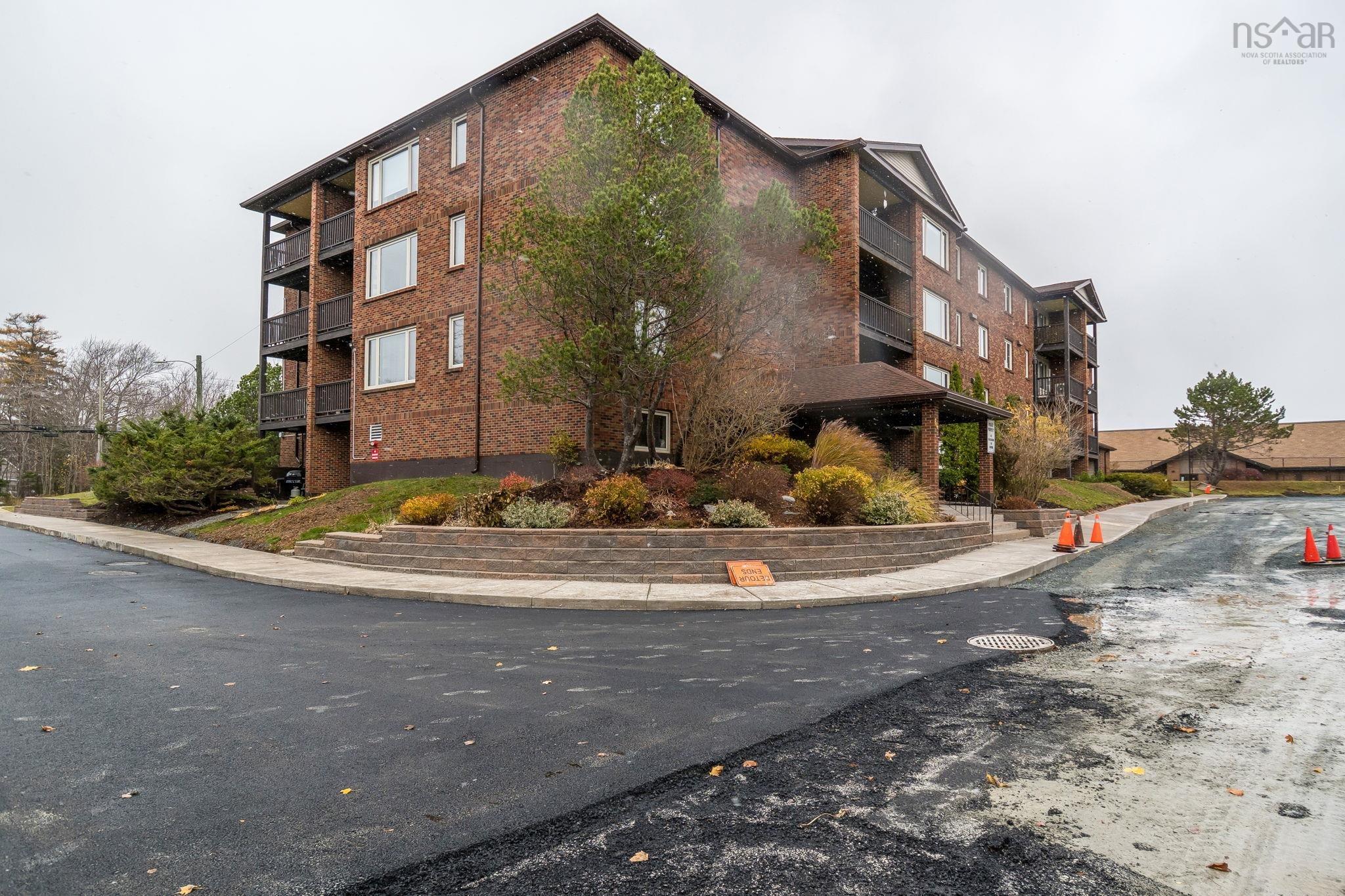 Photo 1 of 50 — 64 Cumberland Drive 403, Cole Harbour, NS B2V 2C7