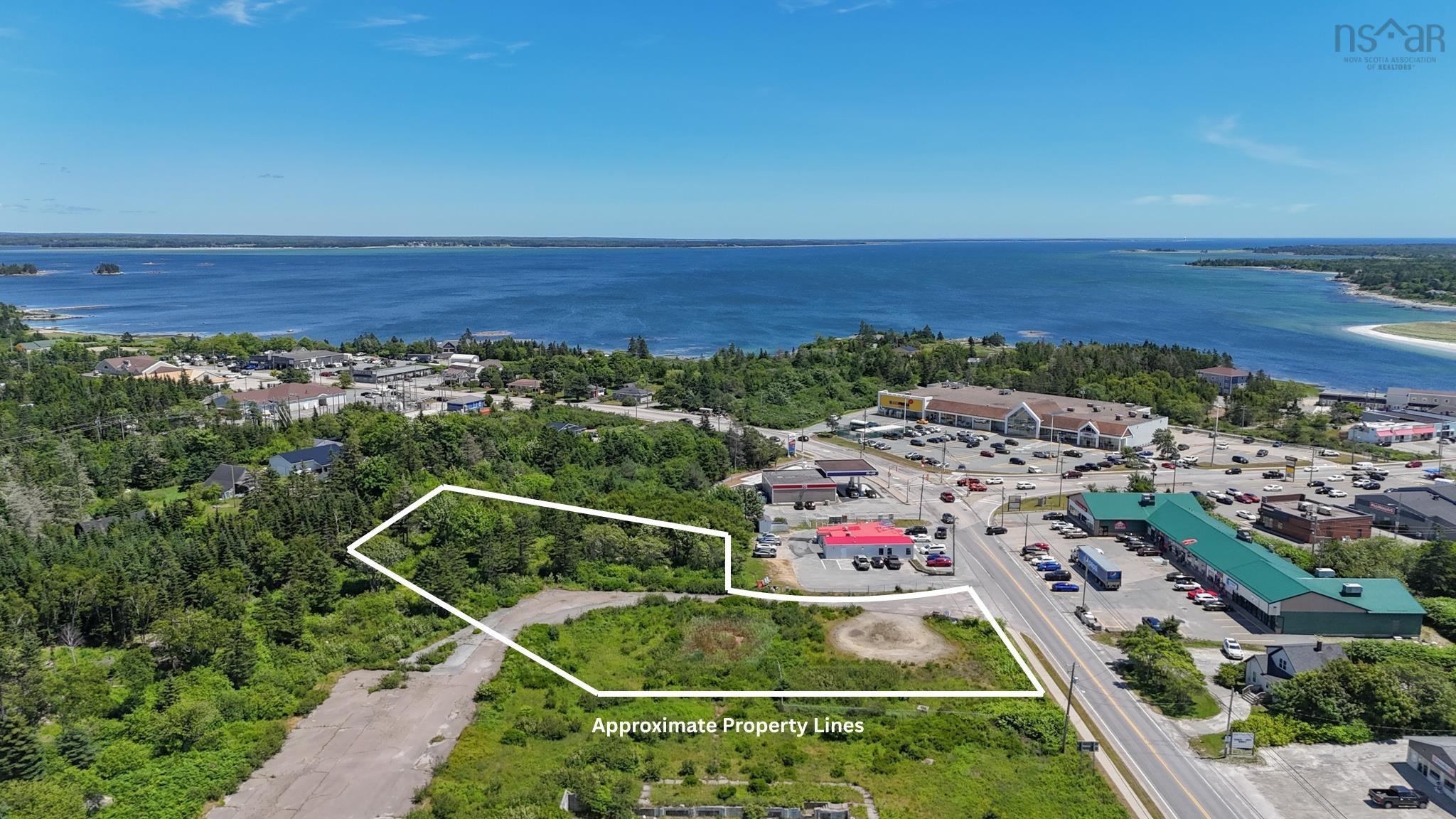 3736 Highway 3 - Photo 2