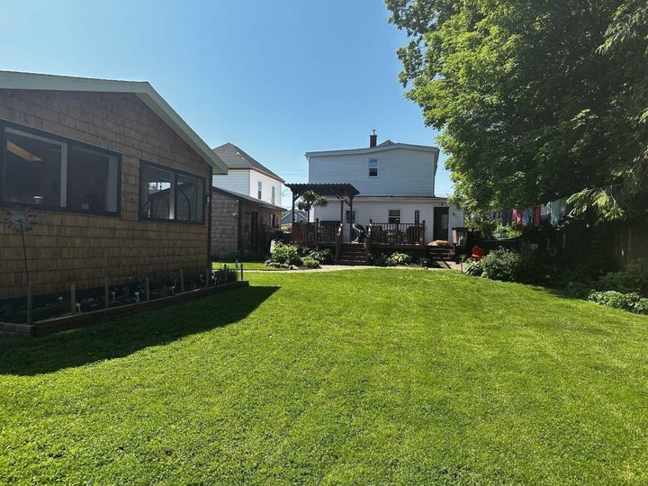 Photo 1 of 21 — 355 Queen Street, Truro, NS B2N 2C4
