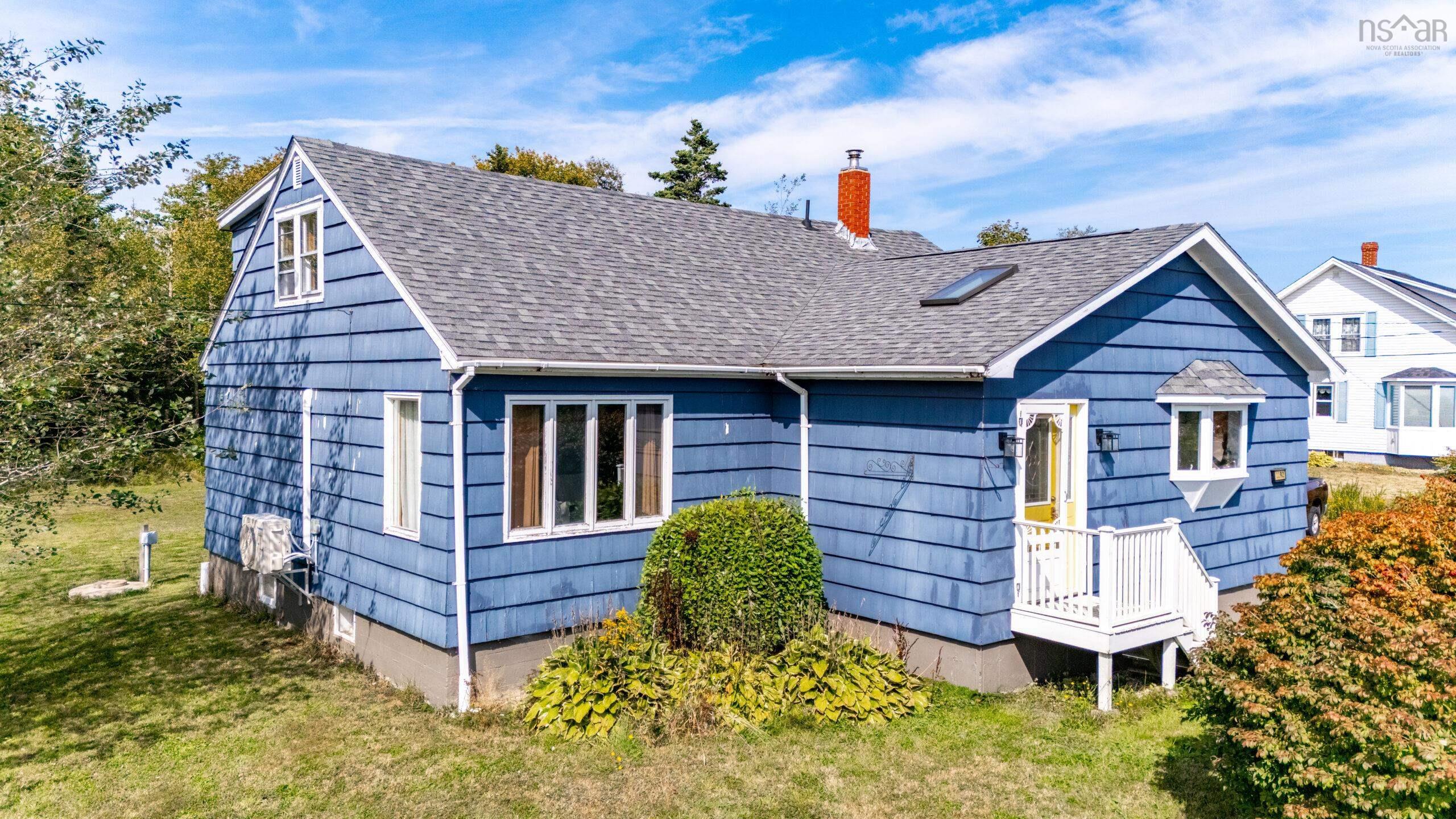 Photo 1 of 43 — 1192 Highway 335, Middle West Pubnico, NS B0W 2M0