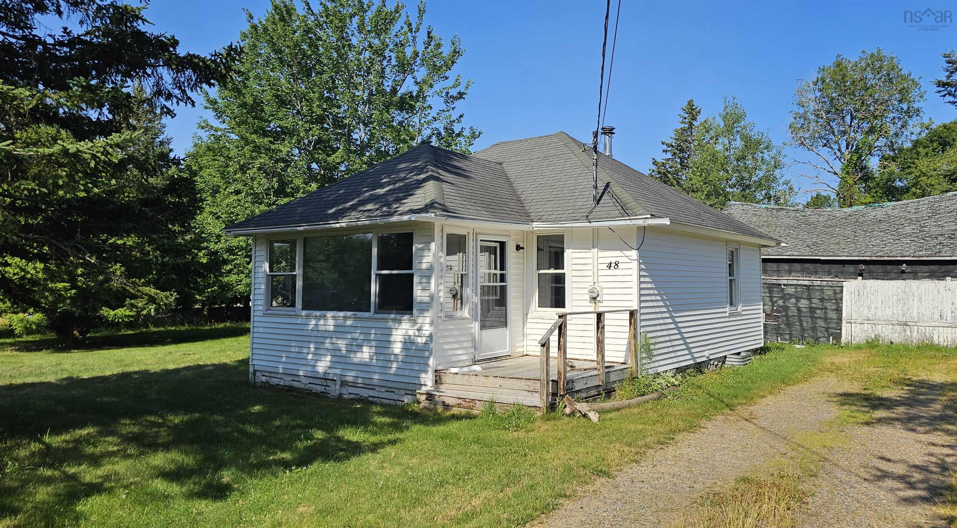 Photo 1 of 31 — 48 Judge Fulton Road, Bass River, NS B0M 1B0