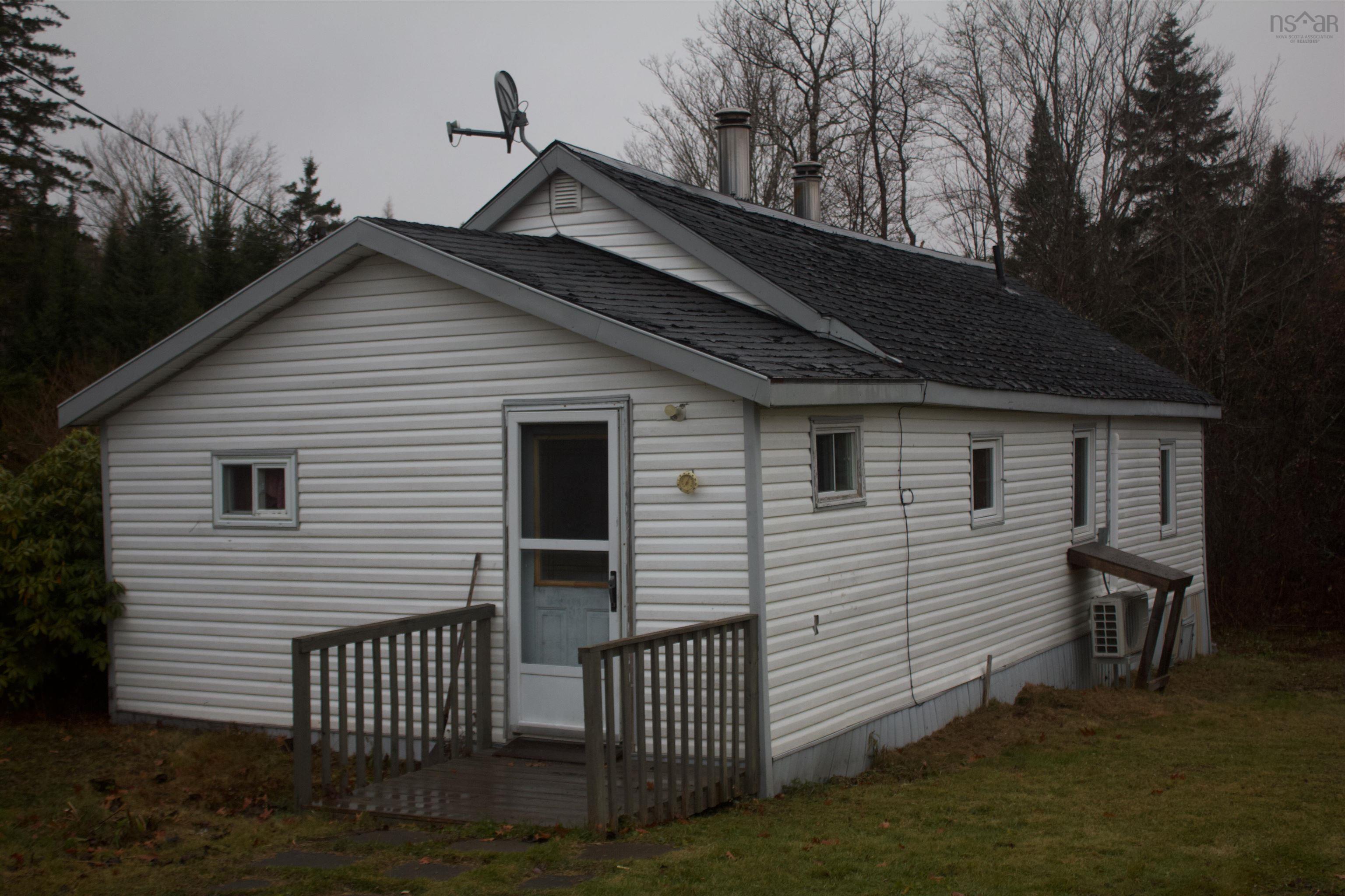Photo 1 of 25 — 173 Pleasant Valley Road, Pleasant Valley, NS B0N 1X0