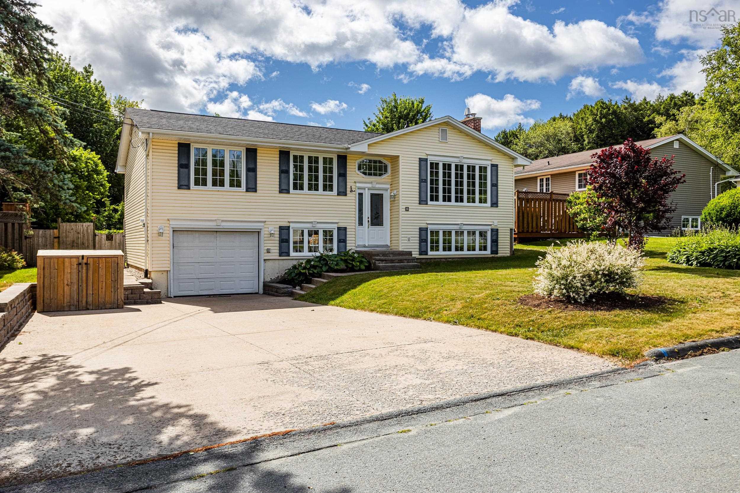 Photo 1 of 47 — 9 John Brenton Drive, Dartmouth, NS B2X 2V6