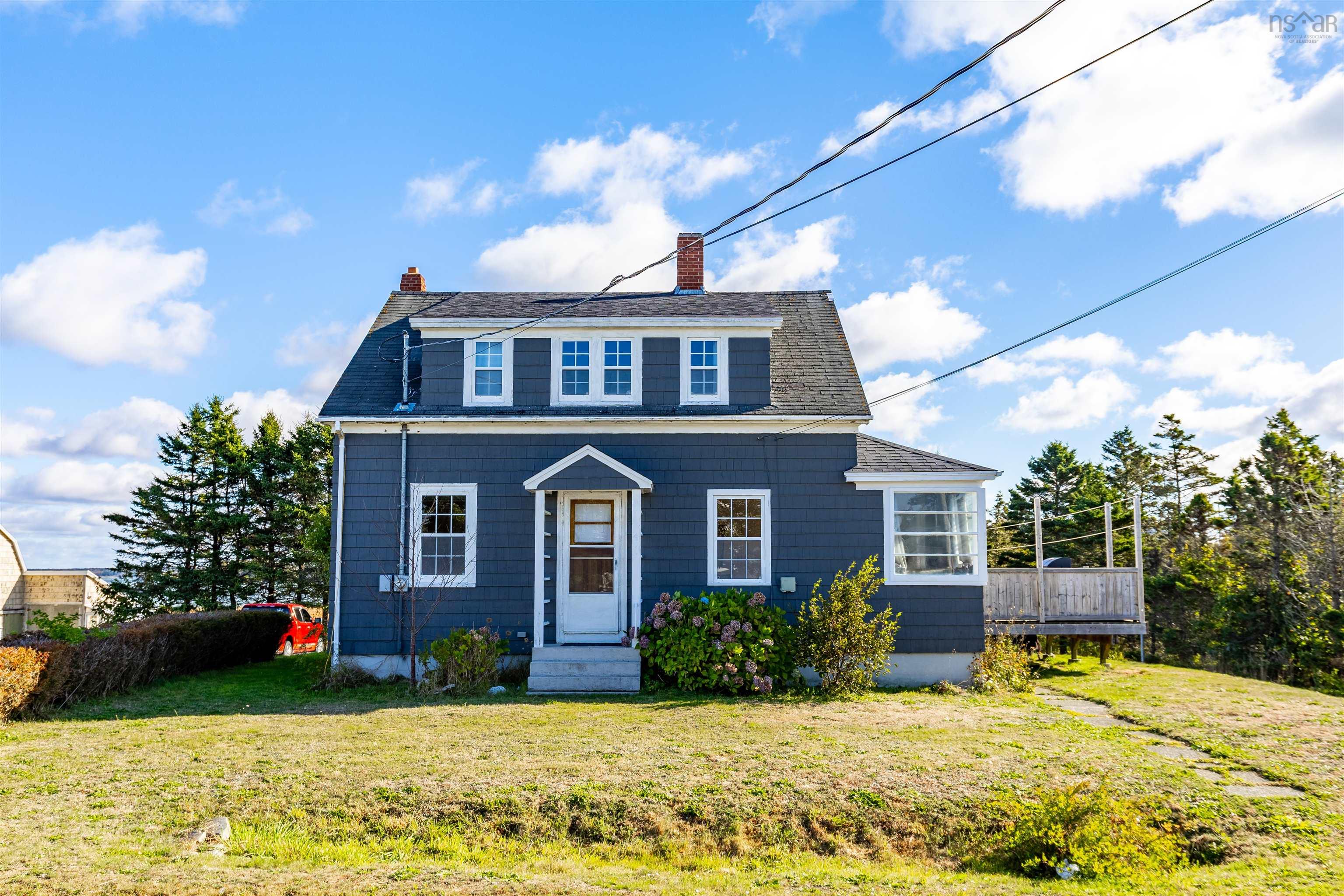 Photo 1 of 28 — 41 School Street, Lower West Pubnico, NS B0W 2C0