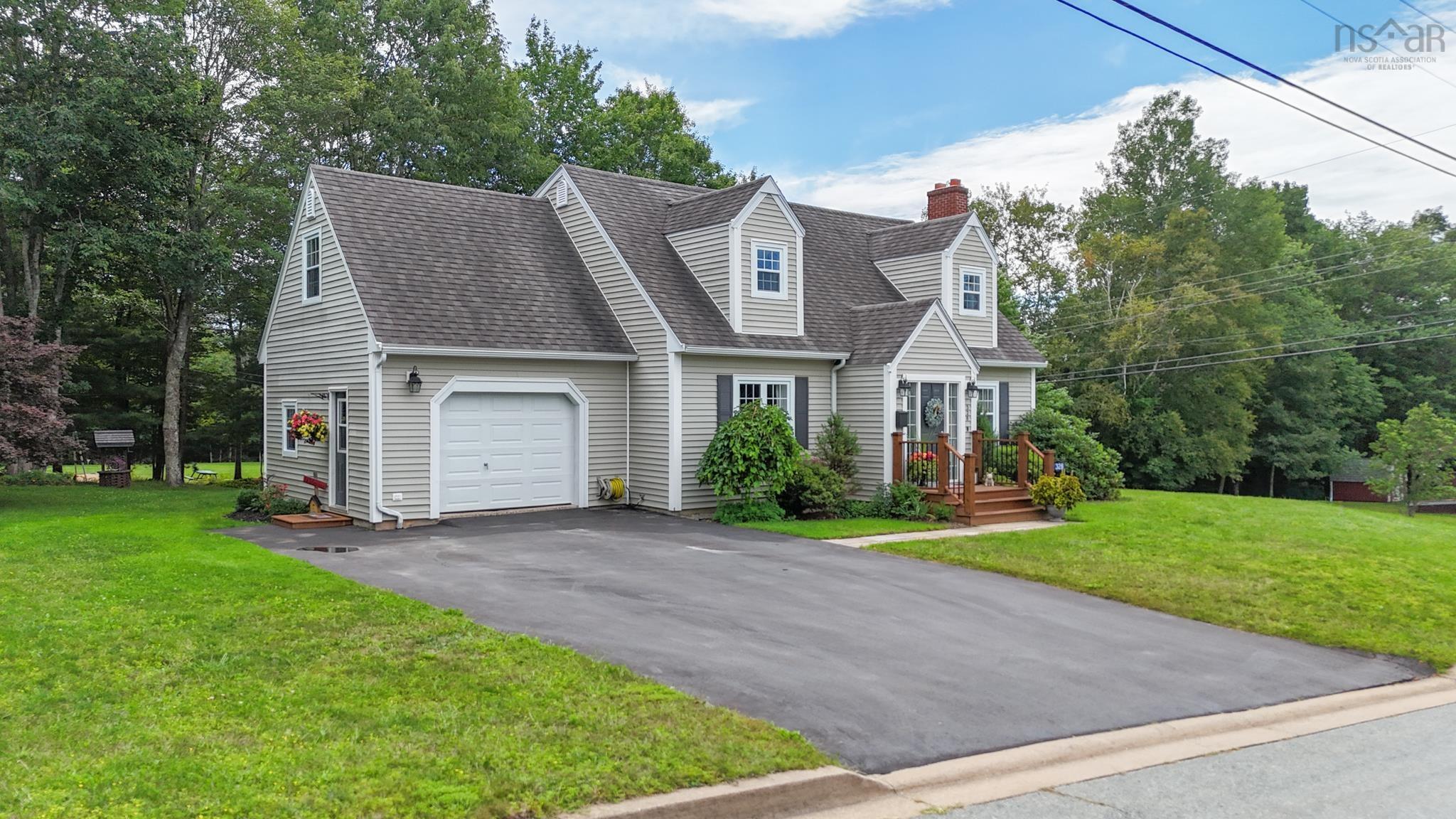 328 Brady Street - Photo 2
