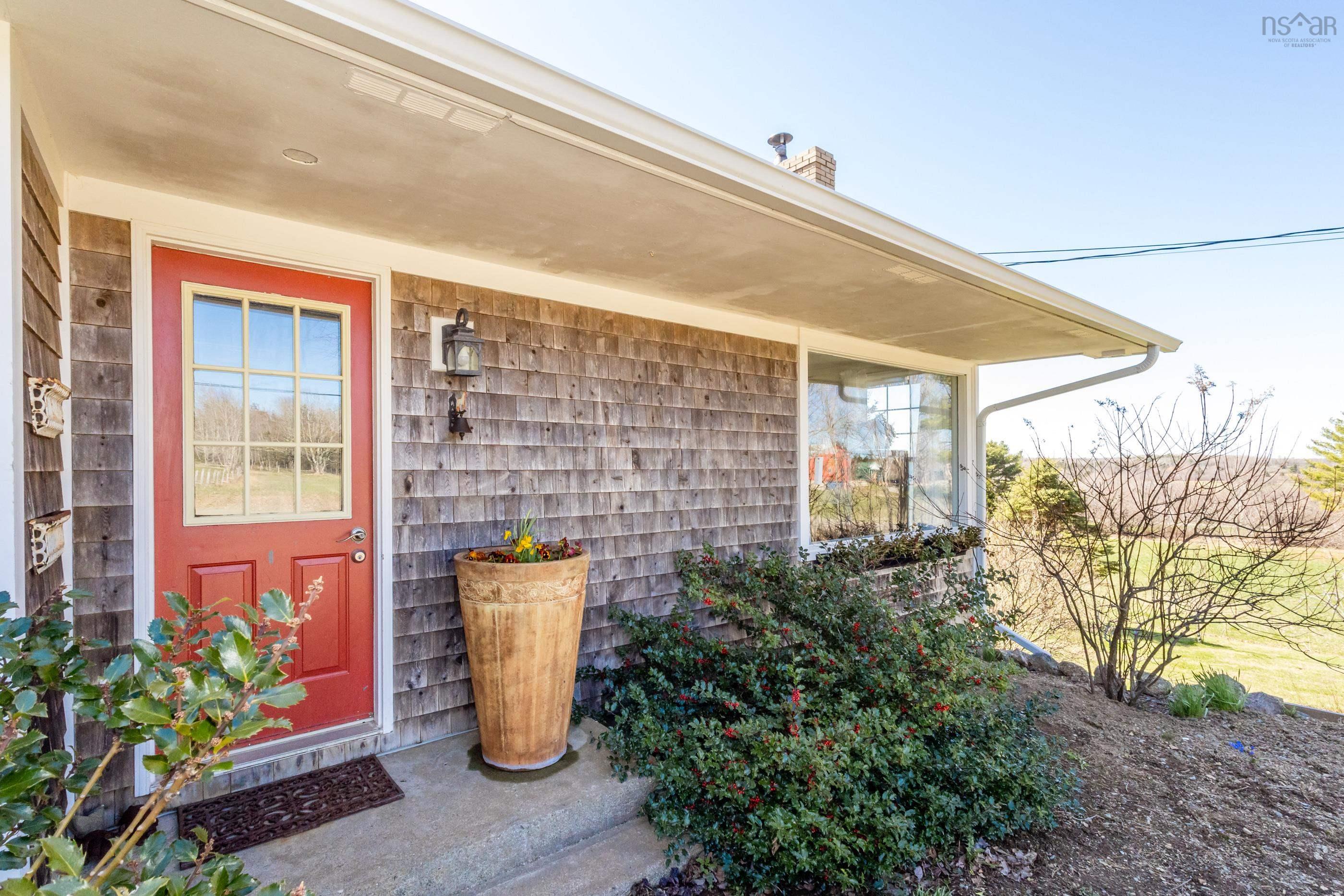 3596 Clementsvale Road - Photo 2