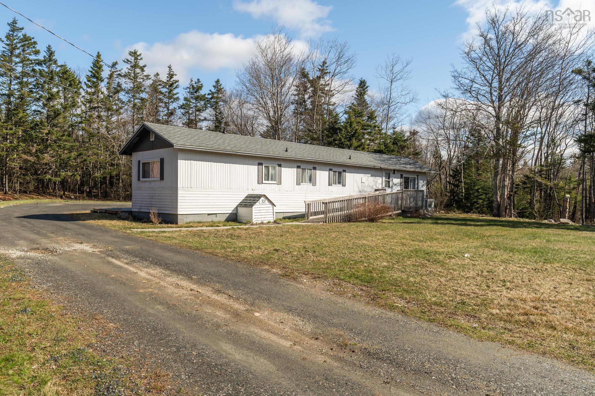 Photo 1 of 19 — 337 Highway 334, Arcadia, NS B0W 1B0